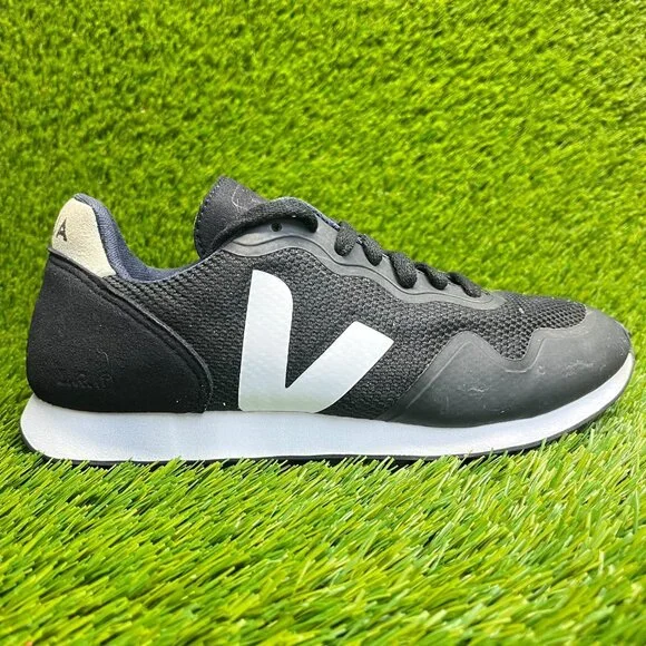 Veja SDU RT B-Mesh Womens Size 8 Black White Athletic Running Shoes Sneakers - Picture 1 of 10